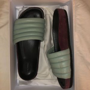 Isabel Marant ‘Hellea’ Slides